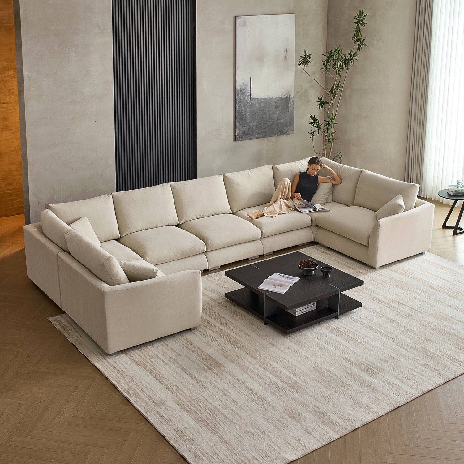 Feathers U-Sectional