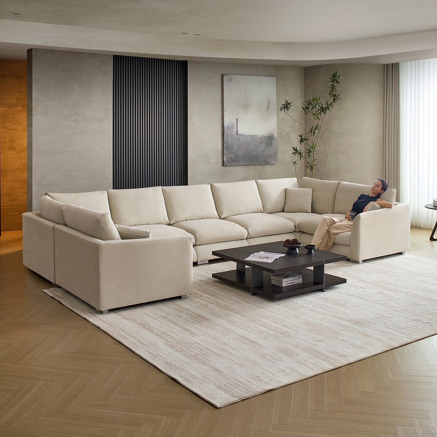 Feathers U-Sectional