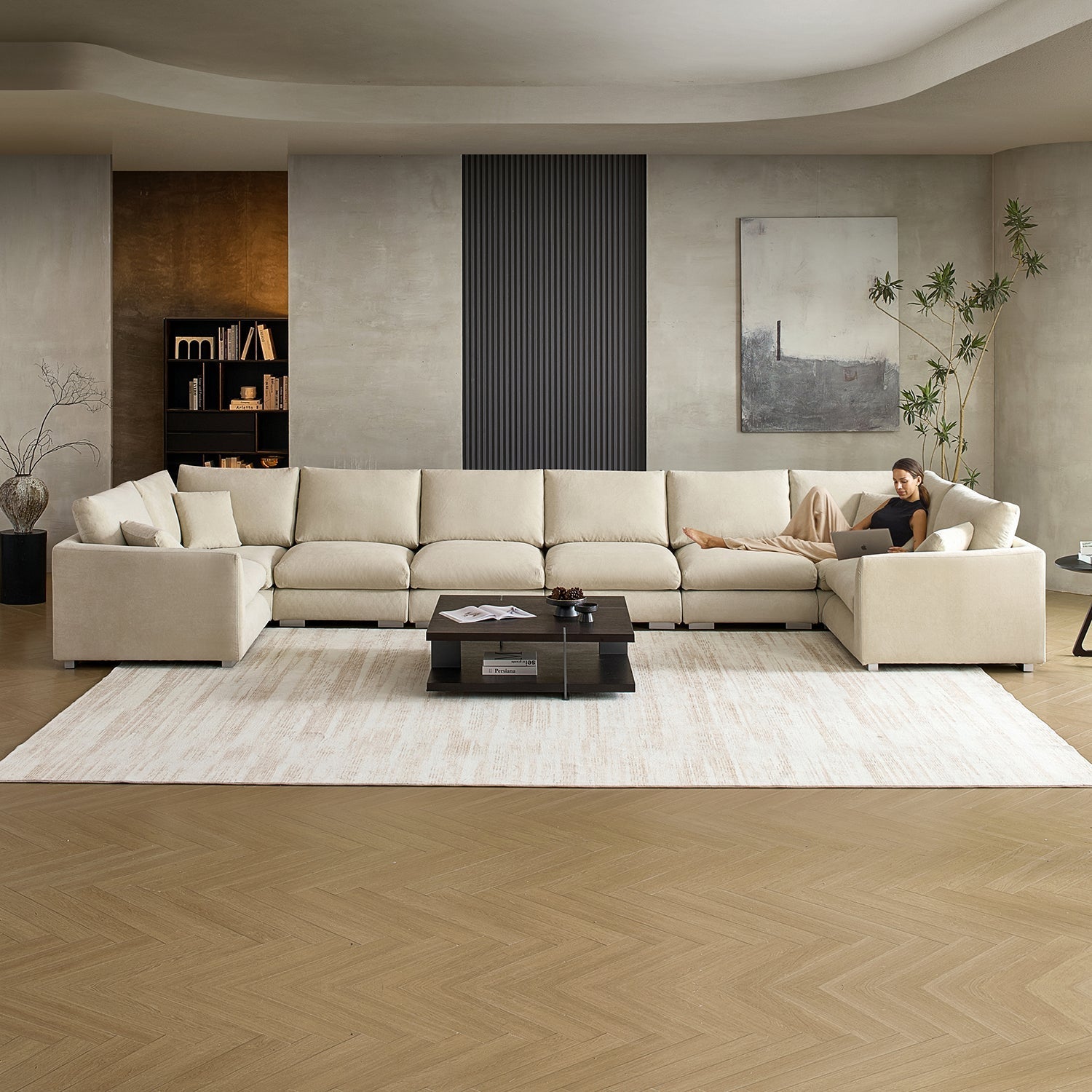 Feathers U-Sectional