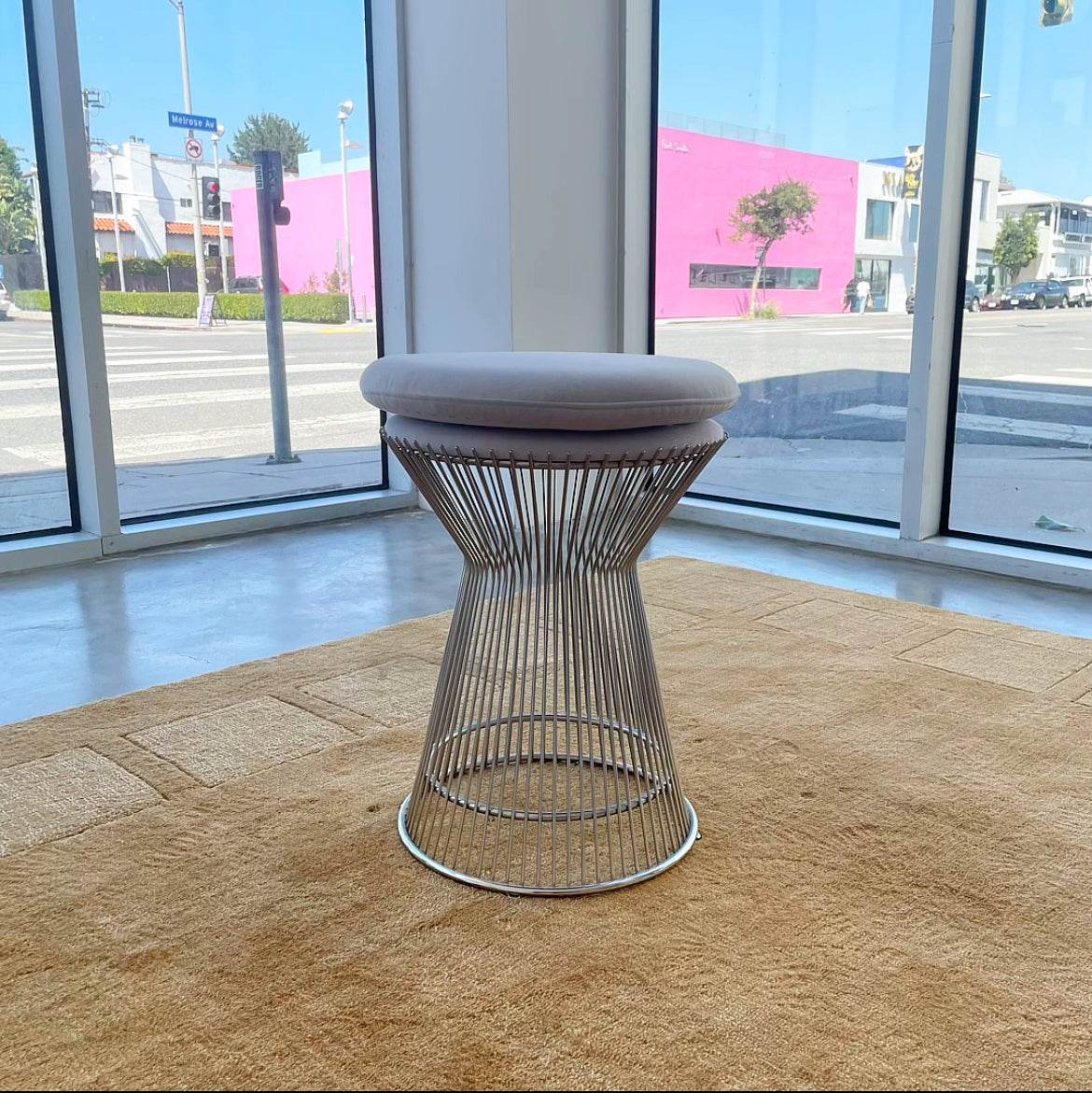 Groot Stool - Valyouweho
