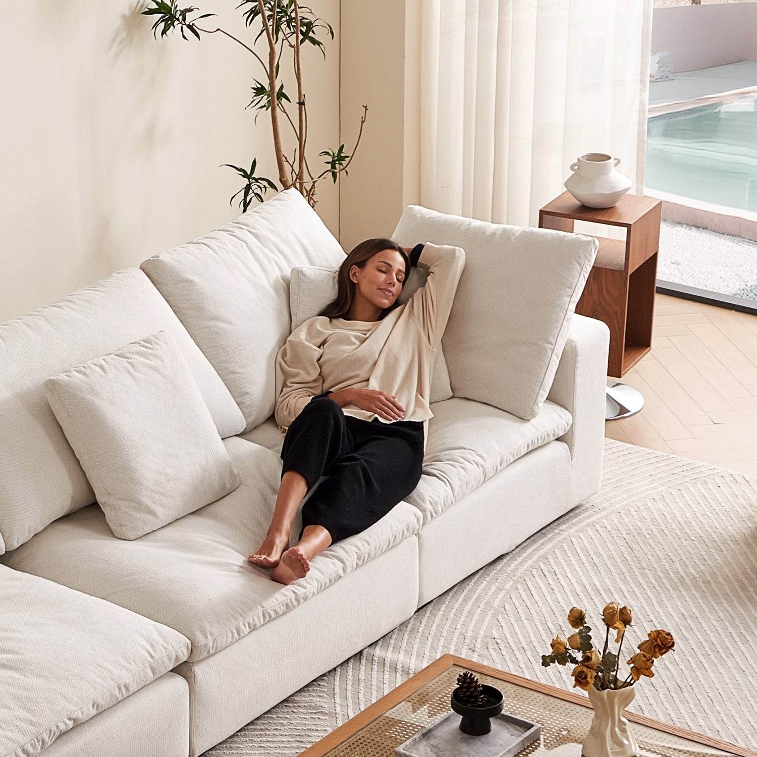 Malibu Cloud Sofa - Valyouweho