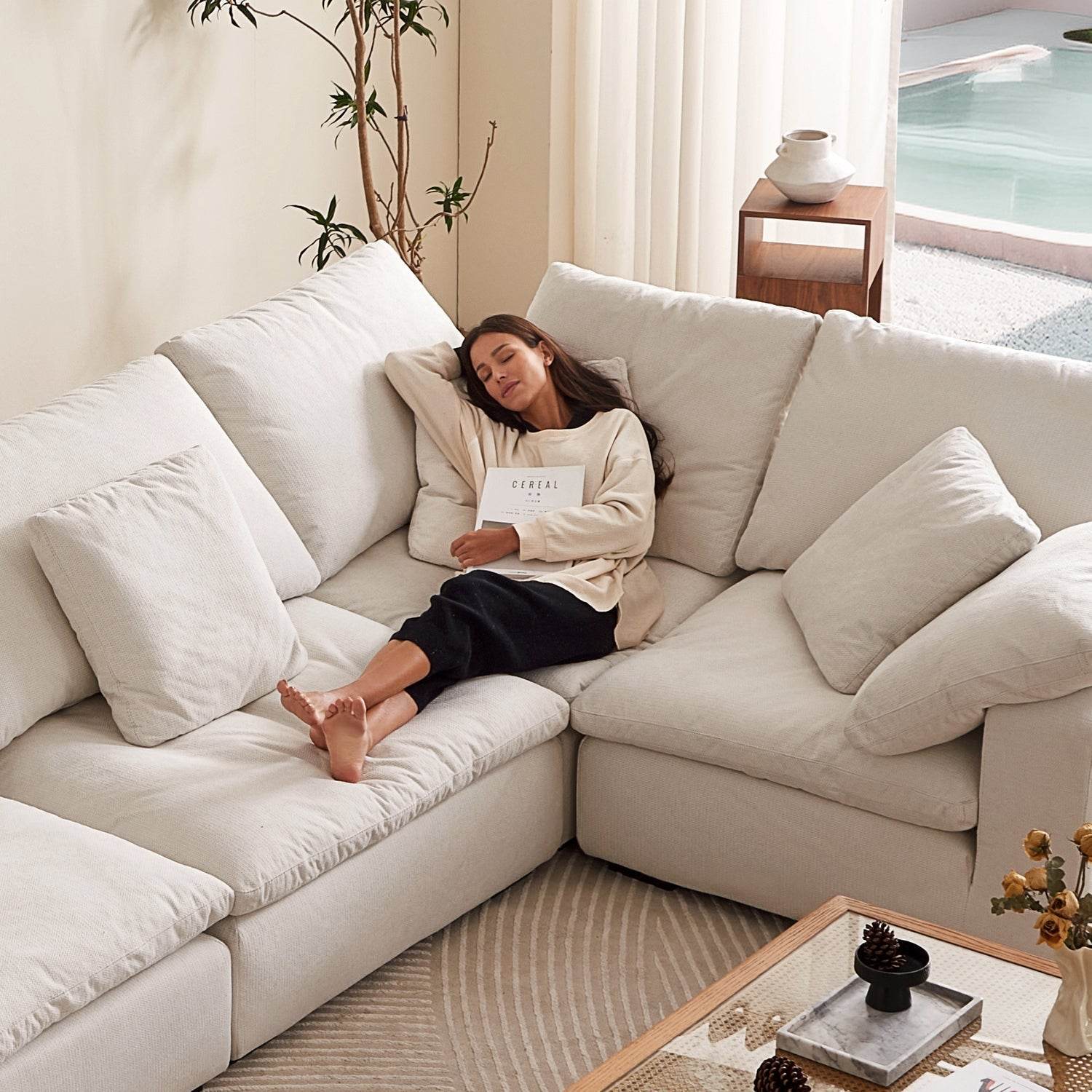 Malibu Cloud U Closed Sectional - Valyouweho