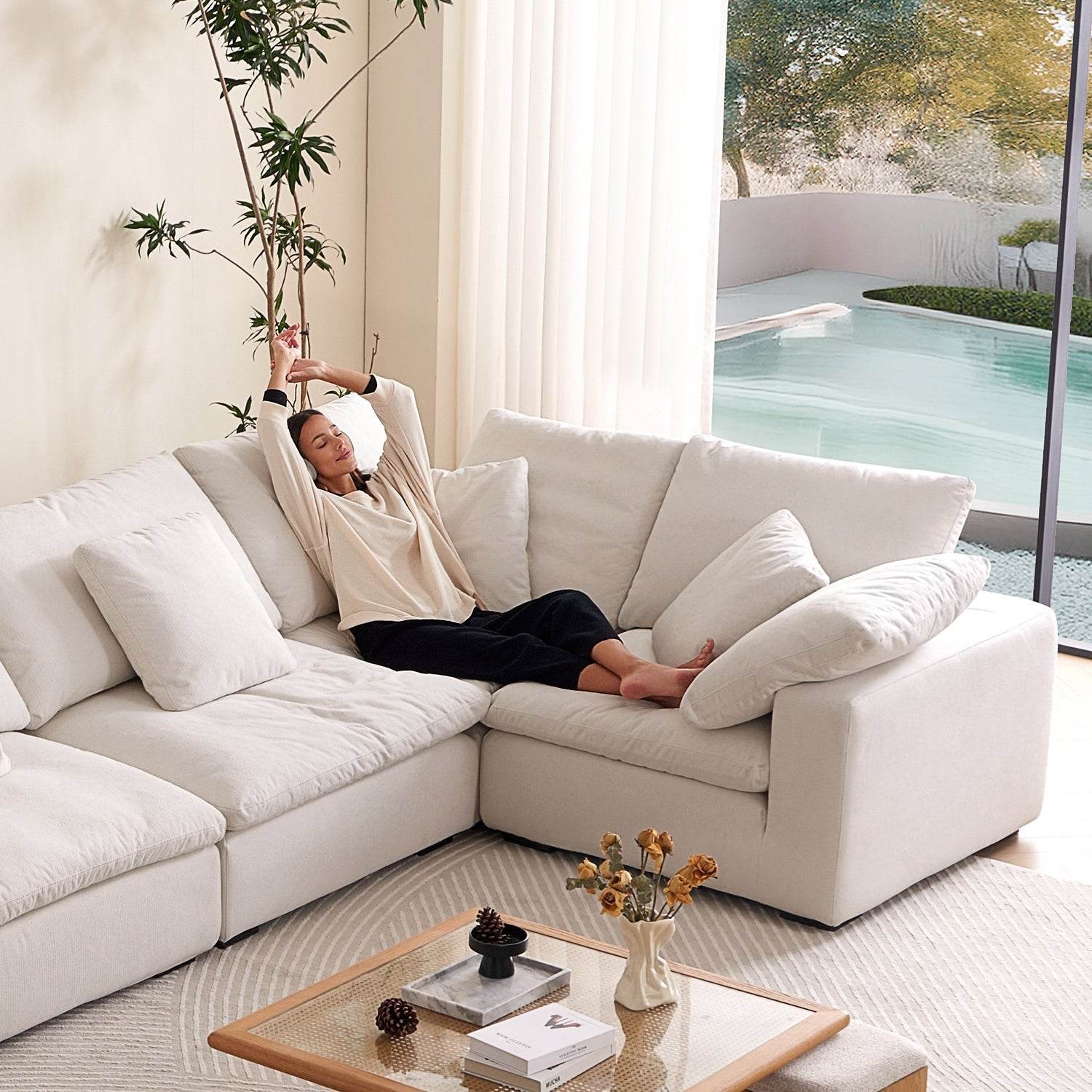 Malibu Cloud U Closed Sectional - Valyouweho