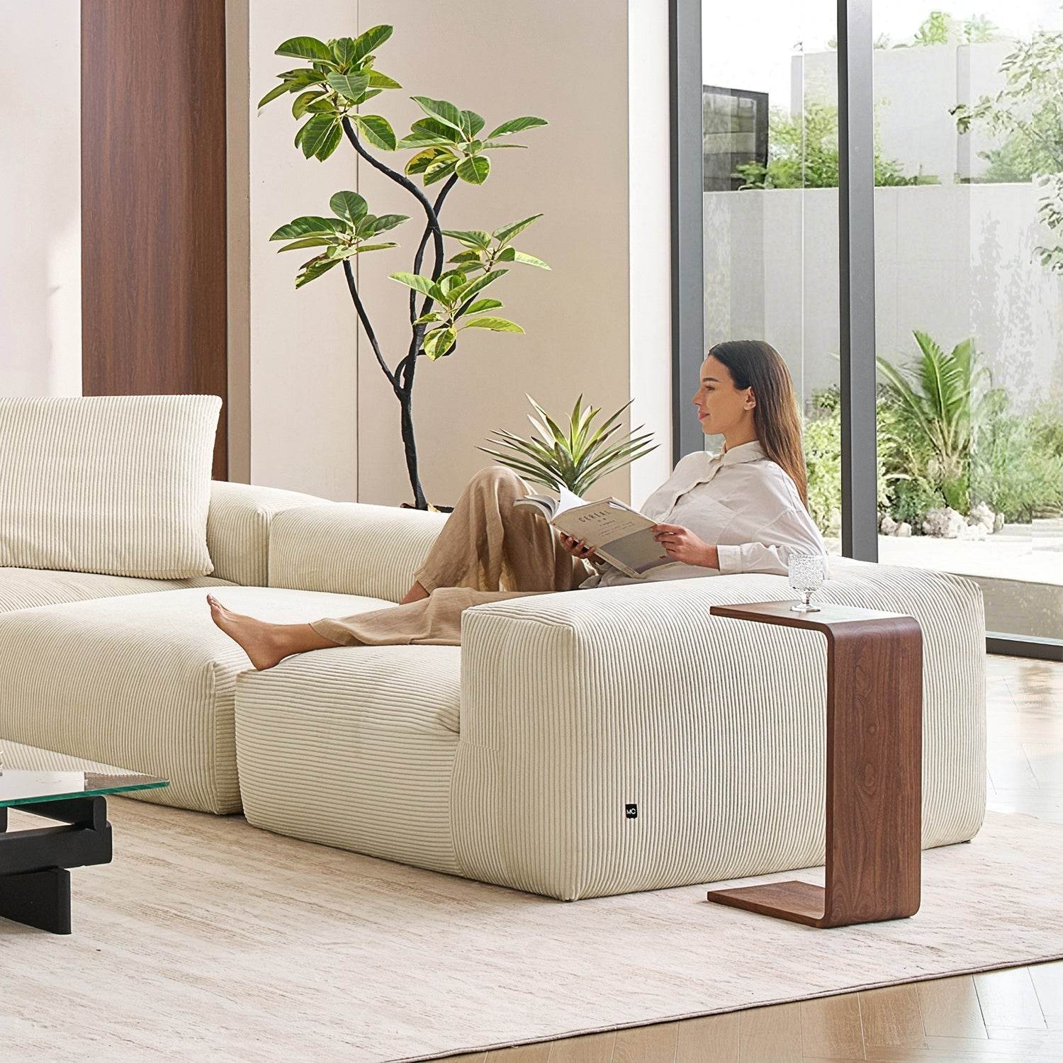 Mellow Closed L Sectional - Valyouweho