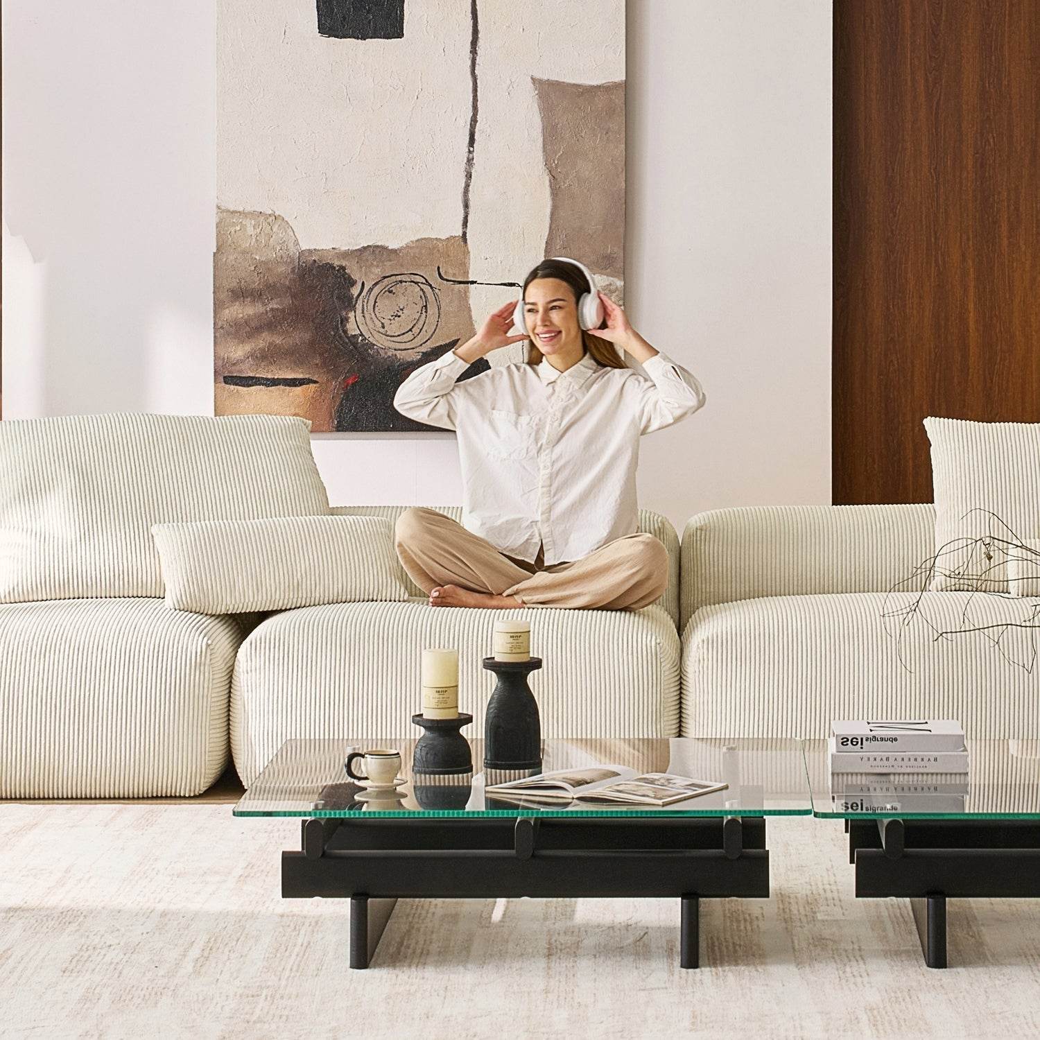 Mellow Closed Sectional - Valyouweho