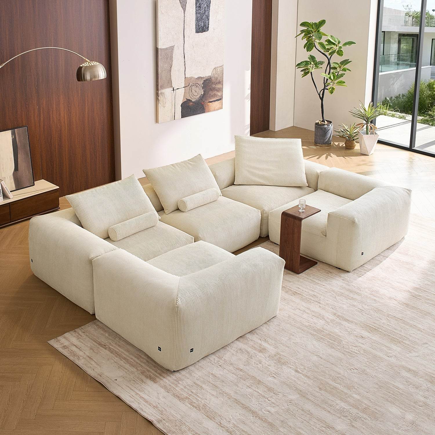Mellow Closed U Sectional - Valyouweho