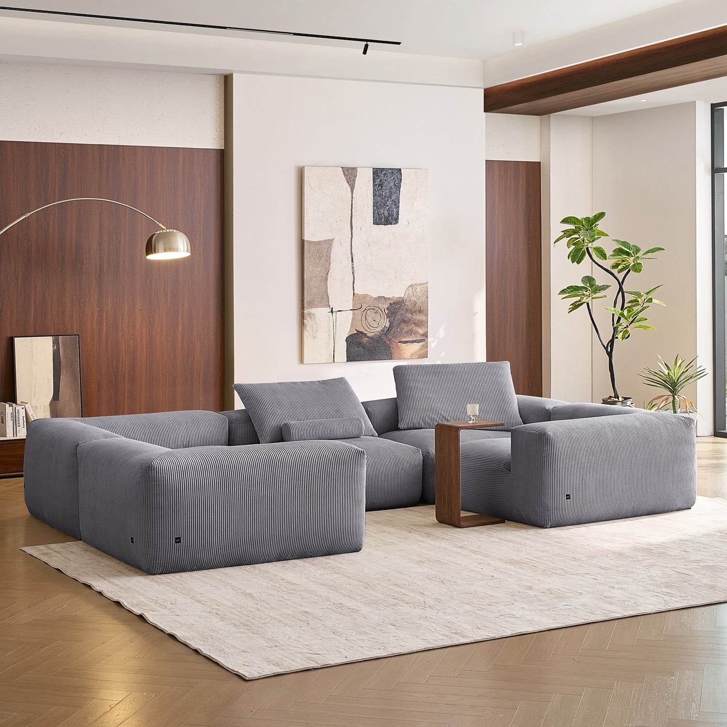 Mellow Closed U Sectional - Valyouweho