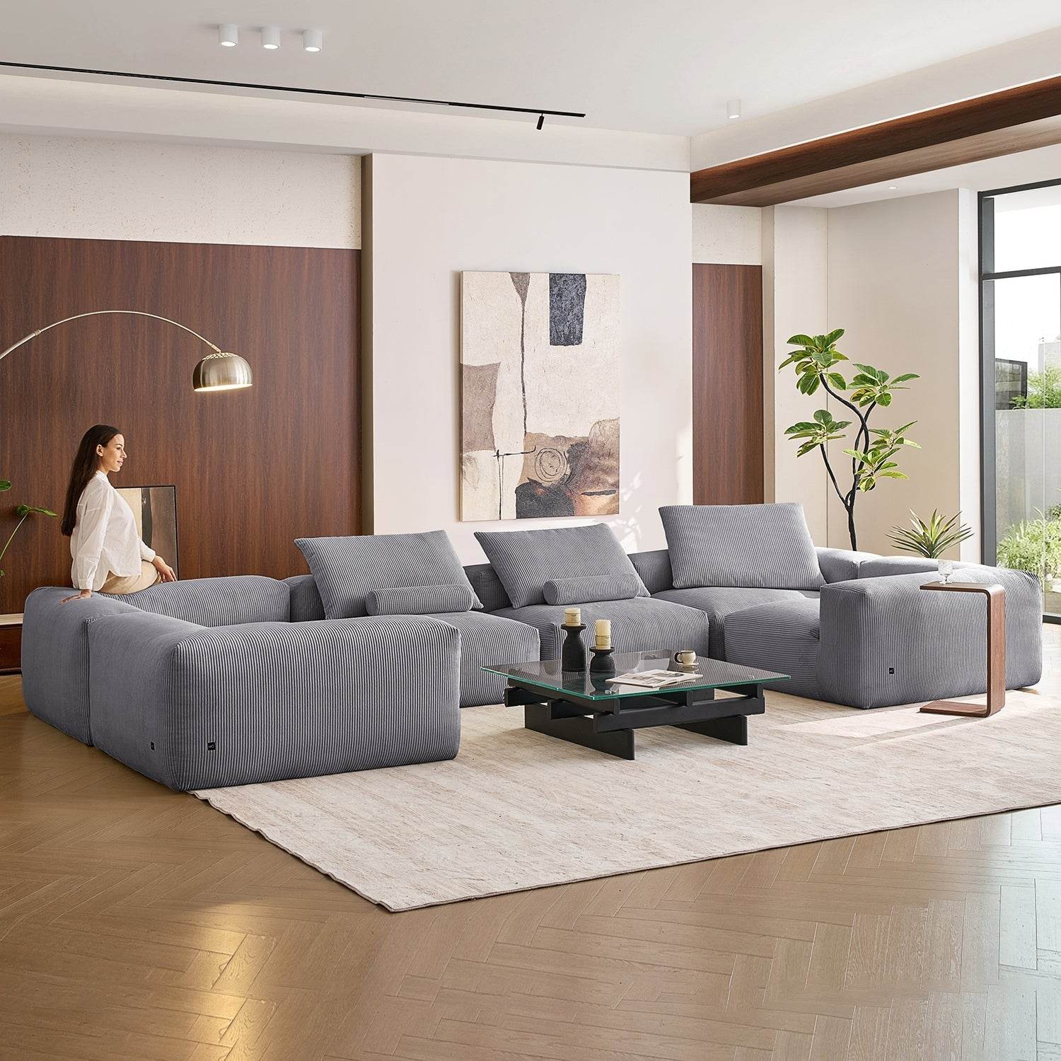 Mellow Closed U Sectional - Valyouweho