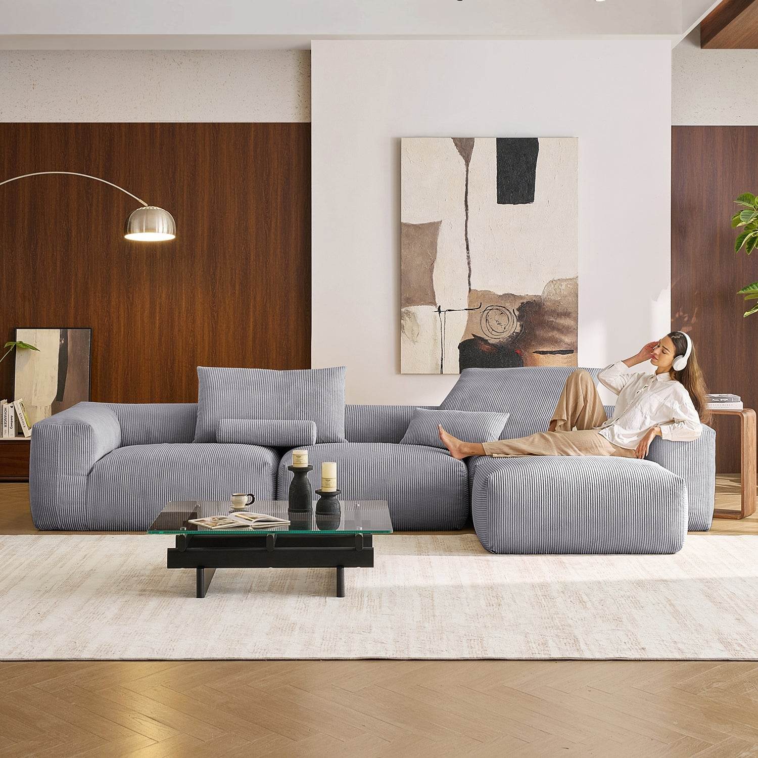Mellow Sectional with Ottoman - Valyouweho