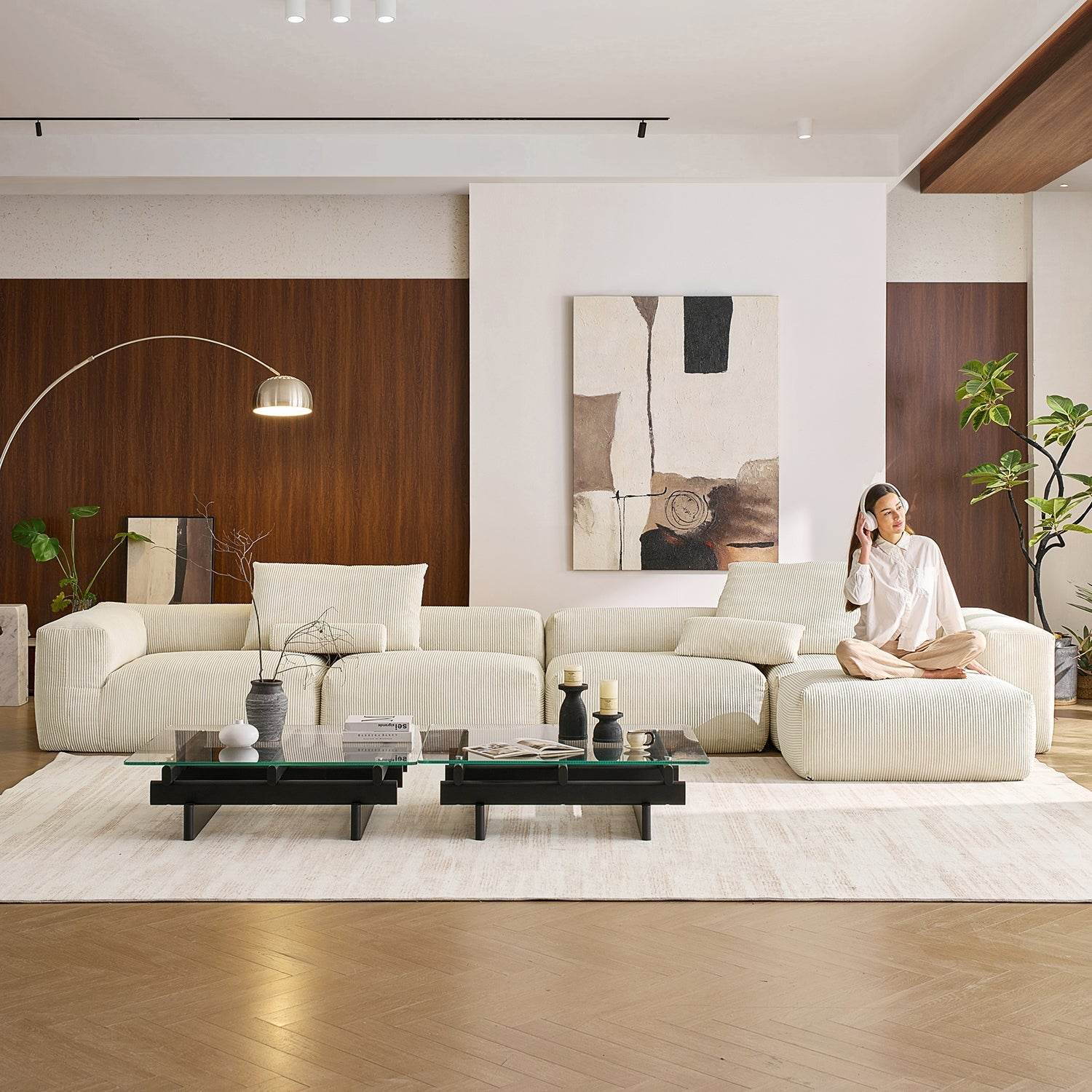 Mellow Sectional with Ottoman - Valyouweho
