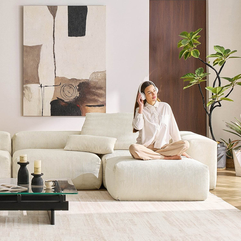 Mellow Sectional with Ottoman - Valyouweho