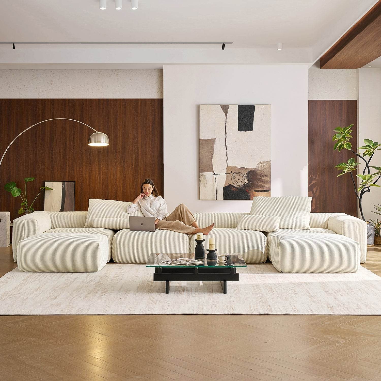Mellow U Sectional with Ottoman - Valyouweho
