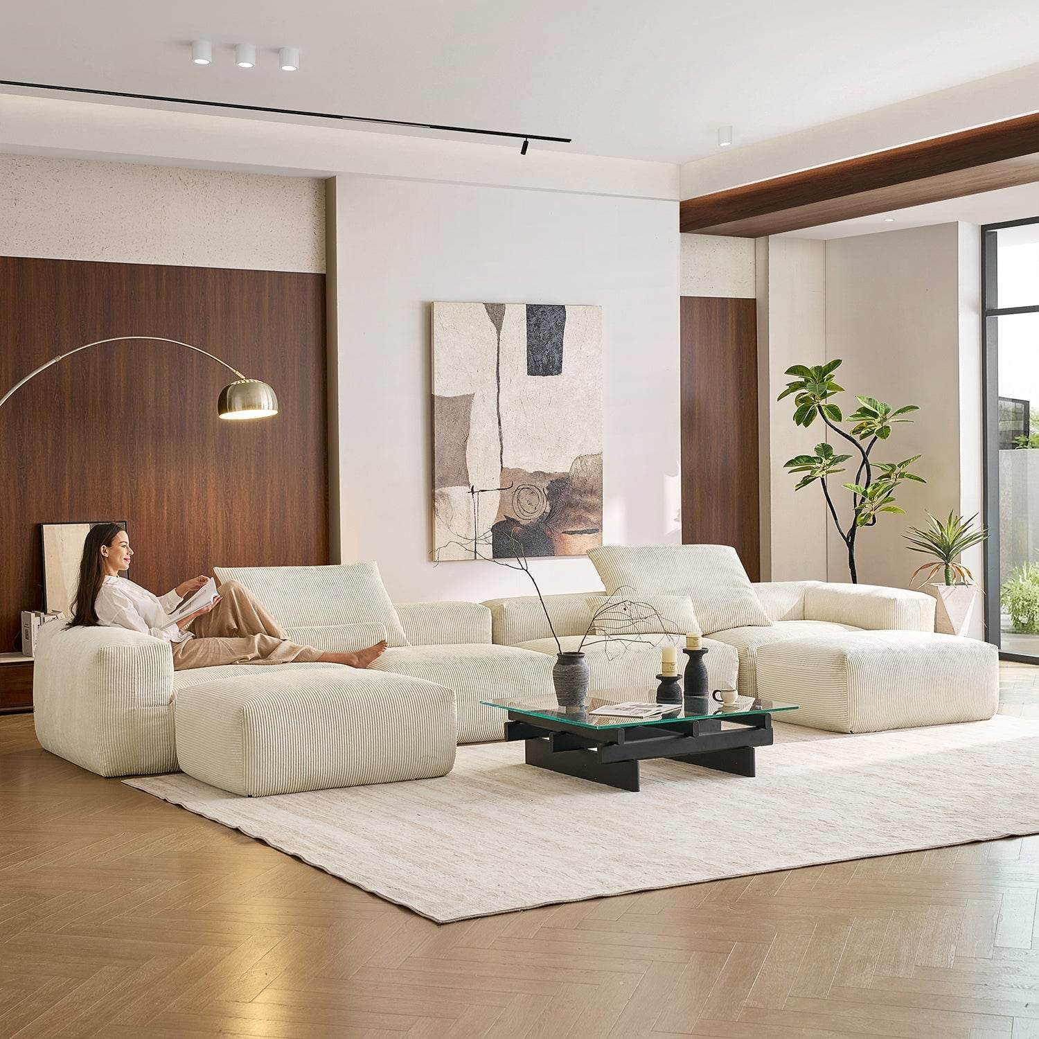 Mellow U Sectional with Ottoman - Valyouweho