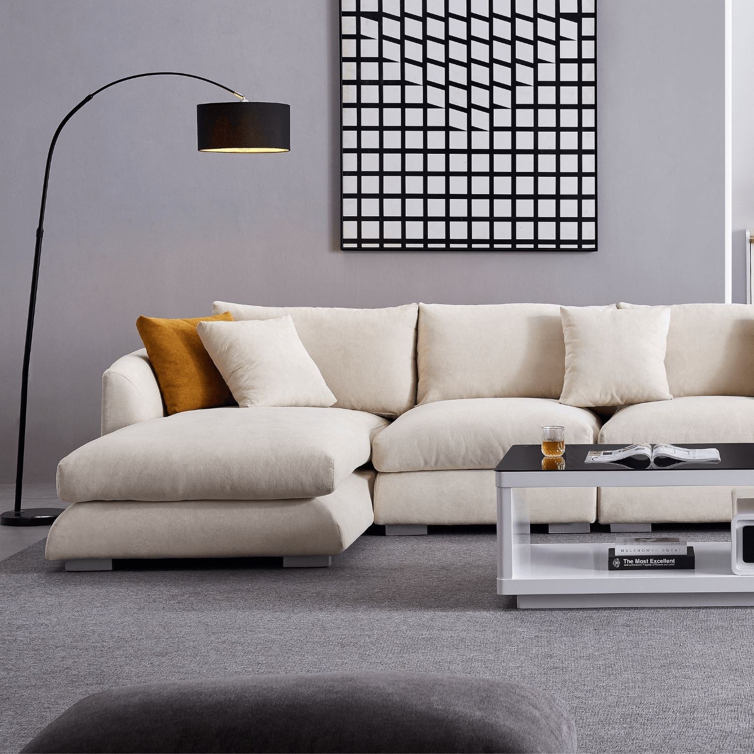 Feathers U-Sectional - Valyou