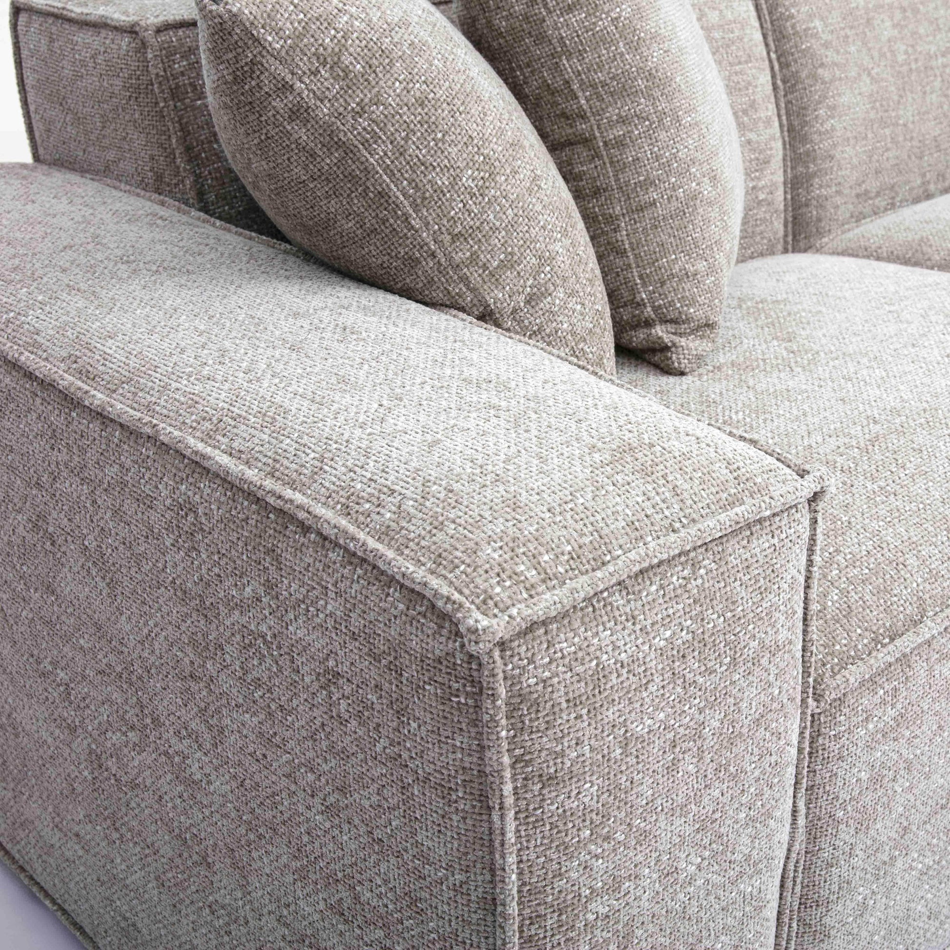 Mindy Sectional - Valyouweho