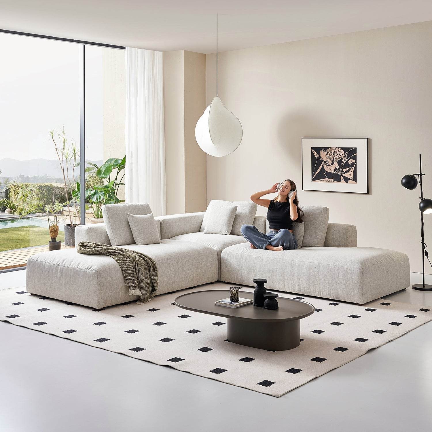 The 5th Open L Sectional - Valyouweho