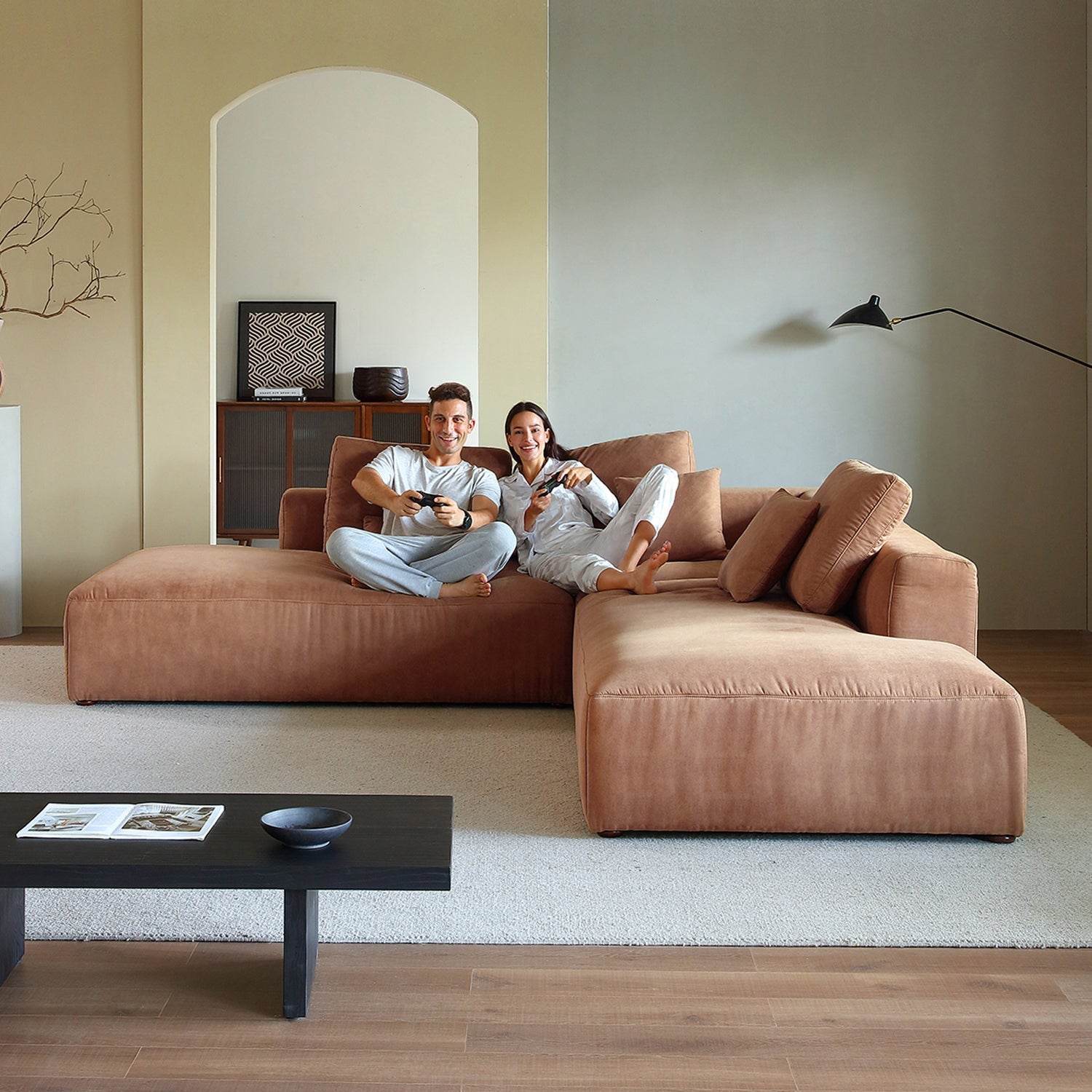 The 5th Open L Sectional - Valyouweho